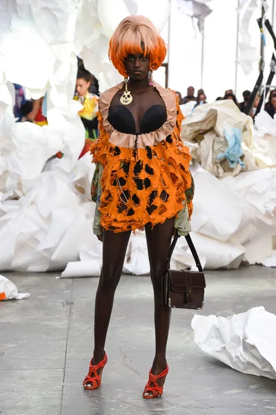Look 40
